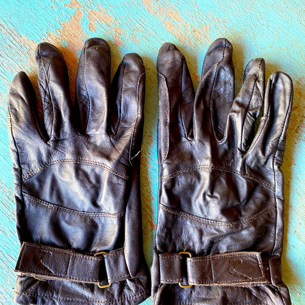 Horz Brown leather riding glove used